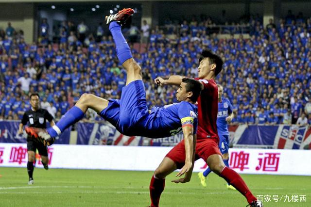 杨瀚森14+15青岛惜败首钢 范子铭14分雷蒙16分